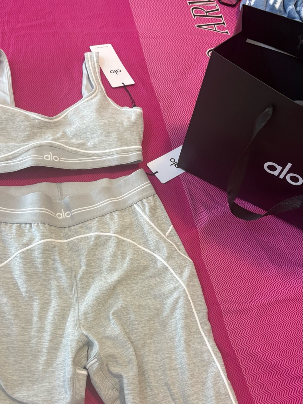 ALO Yoga Light Gray Bralette and Leggings Set with White Piping